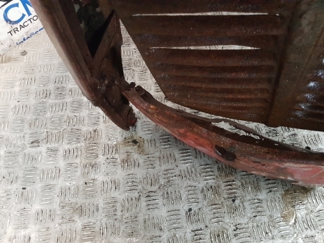 Massey Ferguson 35, 35x Bonnet, Hood Original 1884060m91, 826815m91, 826816m91 - Kapota pro Traktor: obrázek 4 Massey Ferguson 35, 35x Bonnet, Hood Original 1884060m91, 826815m91, 826816m91 - Kapota pro Traktor: obrázek 4
