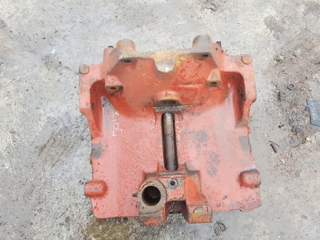 Massey Ferguson 50b, 100, 200, 300, 500 Series Front Axle Casting 1684290m1 - Hlava pro Rýpadlo-nakladač: obrázek 1 Massey Ferguson 50b, 100, 200, 300, 500 Series Front Axle Casting 1684290m1 - Hlava pro Rýpadlo-nakladač: obrázek 1