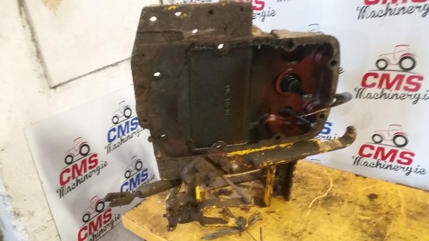 Massey Ferguson 50b Transmission Control Shift Cover Plate Assembly 881610m1 - Řadící páka pro Traktor: obrázek 4 Massey Ferguson 50b Transmission Control Shift Cover Plate Assembly 881610m1 - Řadící páka pro Traktor: obrázek 4