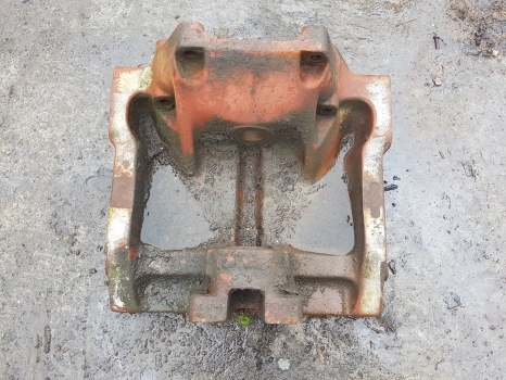 Massey Ferguson 50h, 50hx, Front Axle Casting 3510463m1 - Přední náprava pro Rýpadlo-nakladač: obrázek 1 Massey Ferguson 50h, 50hx, Front Axle Casting 3510463m1 - Přední náprava pro Rýpadlo-nakladač: obrázek 1