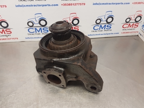 Massey Ferguson 5455, 5425, 5435 Front Steering Knuckle Spindle Rhs 3765753r1 - Těhlice pro Traktor: obrázek 1 Massey Ferguson 5455, 5425, 5435 Front Steering Knuckle Spindle Rhs 3765753r1 - Těhlice pro Traktor: obrázek 1