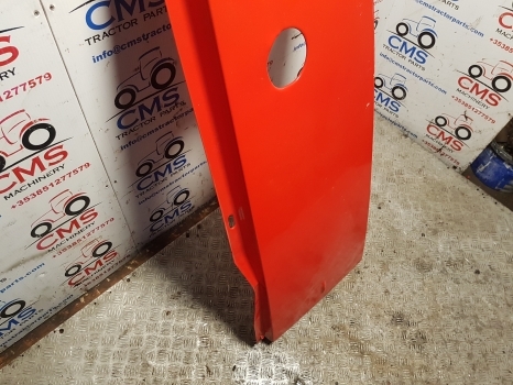 Massey Ferguson 5455, 5445 Engine Hood, Bonnet 3809927p93, 3815151p92 - Kapota pro Traktor: obrázek 5 Massey Ferguson 5455, 5445 Engine Hood, Bonnet 3809927p93, 3815151p92 - Kapota pro Traktor: obrázek 5