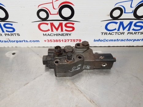 Massey Ferguson 5455, 5700, 7715, 6712, Trailer Brake Valve 4301739m96 - Brzdové díly: obrázek 1 Massey Ferguson 5455, 5700, 7715, 6712, Trailer Brake Valve 4301739m96 - Brzdové díly: obrázek 1