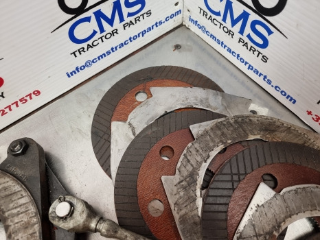 Massey Ferguson 5612, 5400, 5600, 5700, Brake Disc Kit 4311469m91, 4312200m2 - Kotouče brzdy: obrázek 5 Massey Ferguson 5612, 5400, 5600, 5700, Brake Disc Kit 4311469m91, 4312200m2 - Kotouče brzdy: obrázek 5