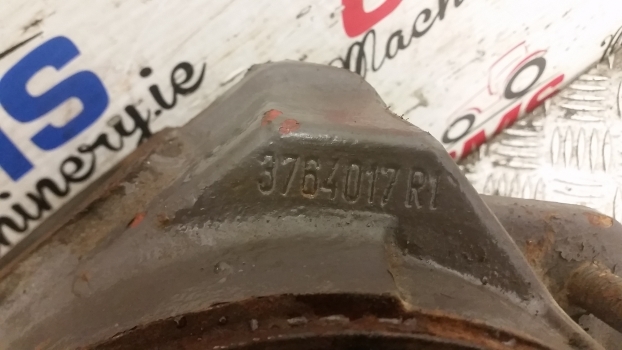 Massey Ferguson 6150, 6160 Swivel Housing Right 3764016m91, 3764017r1 - Těhlice pro Traktor: obrázek 4 Massey Ferguson 6150, 6160 Swivel Housing Right 3764016m91, 3764017r1 - Těhlice pro Traktor: obrázek 4