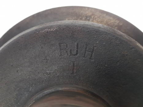 Massey Ferguson 65 Mk1 Engine Crankshaft Pulley 0670319, 31143721, 1641063m1 - Motor a díly: obrázek 2 Massey Ferguson 65 Mk1 Engine Crankshaft Pulley 0670319, 31143721, 1641063m1 - Motor a díly: obrázek 2