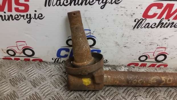 Massey Ferguson Steering Spindle 100, 200, 500, 600 Series 897475m96 897475m95 - Těhlice pro Traktor: obrázek 3 Massey Ferguson Steering Spindle 100, 200, 500, 600 Series 897475m96 897475m95 - Těhlice pro Traktor: obrázek 3