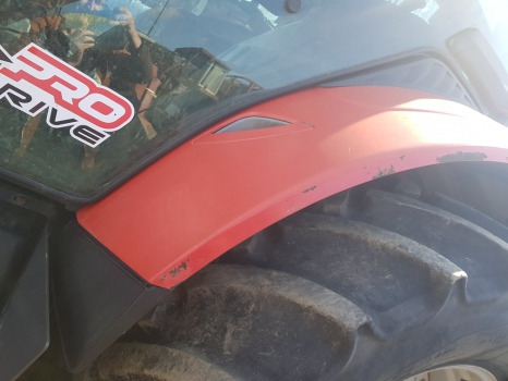 Mccormick X7.650 Cab Mudguard Fender Rear Kit - Křídlo pro Traktor: obrázek 2 Mccormick X7.650 Cab Mudguard Fender Rear Kit - Křídlo pro Traktor: obrázek 2
