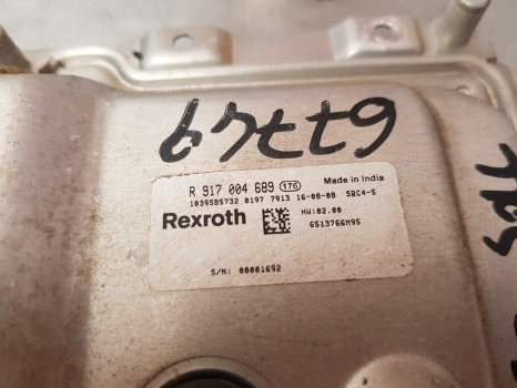 Mccormick X7.650, X6 T4i, X6.4, X7.4, X7.6 Ecu 6513766m96, 6629938a1, 6513766m95 - Řídicí blok: obrázek 5 Mccormick X7.650, X6 T4i, X6.4, X7.4, X7.6 Ecu 6513766m96, 6629938a1, 6513766m95 - Řídicí blok: obrázek 5