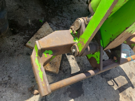 Merlo P28.7 Kt Headstock - Rychloupínací pro Teleskopický manipulátor: obrázek 2 Merlo P28.7 Kt Headstock - Rychloupínací pro Teleskopický manipulátor: obrázek 2