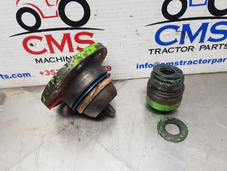 Merlo Tf35.7 Cs 115 Front Axle King Pin Bottom 98191, 098173, 098181, 011648aa - Podvěs: obrázek 1 Merlo Tf35.7 Cs 115 Front Axle King Pin Bottom 98191, 098173, 098181, 011648aa - Podvěs: obrázek 1