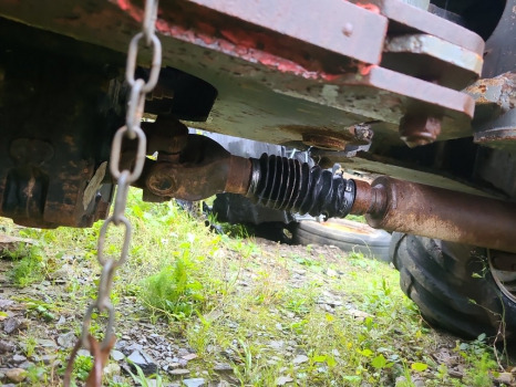 Neuson Ls6001 Propeller Drive Shaft Dropbox - Rear Axle - Transmise: obrázek 2 Neuson Ls6001 Propeller Drive Shaft Dropbox - Rear Axle - Transmise: obrázek 2