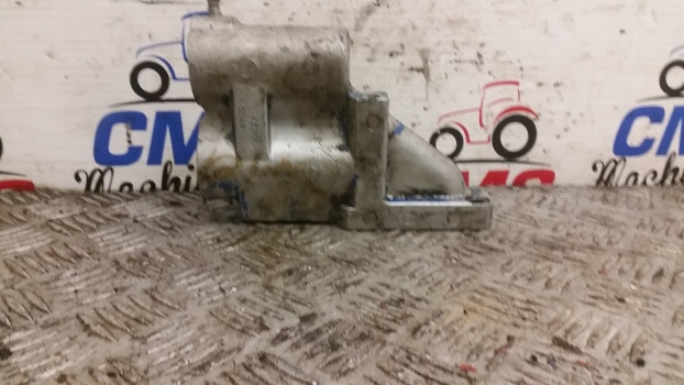 New Holland 40 And Ts Series Hydraulic Spool Valve Manifold - Hydraulika: obrázek 2 New Holland 40 And Ts Series Hydraulic Spool Valve Manifold - Hydraulika: obrázek 2