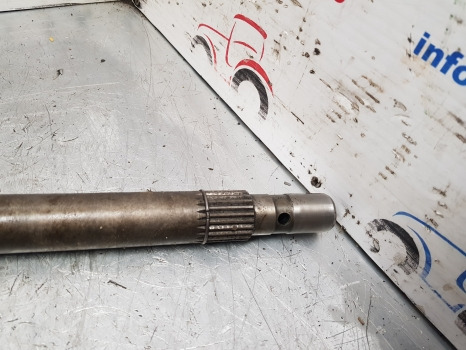 New Holland Case T7, T6000, Puma T7.200, T7.210 Pto Drive Shaft 87588697 - Transmise: obrázek 3 New Holland Case T7, T6000, Puma T7.200, T7.210 Pto Drive Shaft 87588697 - Transmise: obrázek 3