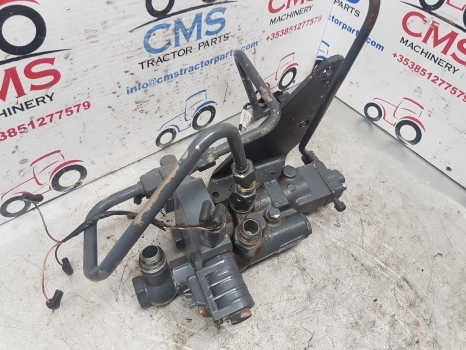 New Holland Fiat 60, Tm, F, L, 35 Trailer Brake Valve 5165720, 5157491, 5157480 - Brzdový ventil pro Traktor: obrázek 2 New Holland Fiat 60, Tm, F, L, 35 Trailer Brake Valve 5165720, 5157491, 5157480 - Brzdový ventil pro Traktor: obrázek 2
