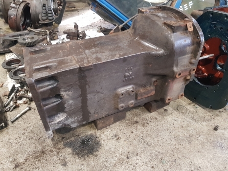 New Holland Fiat Ford L95 Transmission Assy 5166741, 5167174, 47132243, 5172780 - Převodovka pro Traktor: obrázek 1 New Holland Fiat Ford L95 Transmission Assy 5166741, 5167174, 47132243, 5172780 - Převodovka pro Traktor: obrázek 1