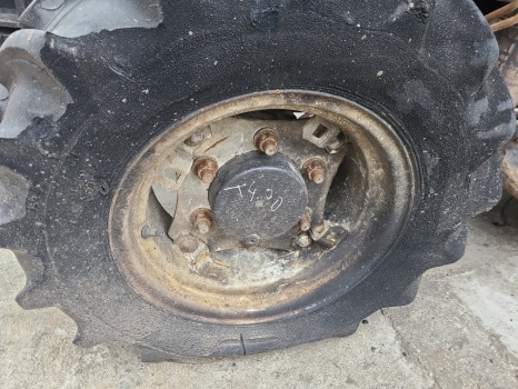 New Holland T4.90 V, T4, T4000 Series Front Wheel Rim 260/70r16, 5184554 - Ráfek pro Zemědělská technika: obrázek 1 New Holland T4.90 V, T4, T4000 Series Front Wheel Rim 260/70r16, 5184554 - Ráfek pro Zemědělská technika: obrázek 1