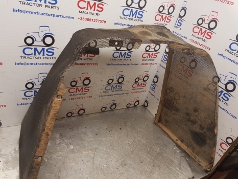 New Holland T4, T5, Td5 Series T5.95, Td5.95 Radiator Grille, Grill 47987142 - Mřížka pro Traktor: obrázek 1 New Holland T4, T5, Td5 Series T5.95, Td5.95 Radiator Grille, Grill 47987142 - Mřížka pro Traktor: obrázek 1