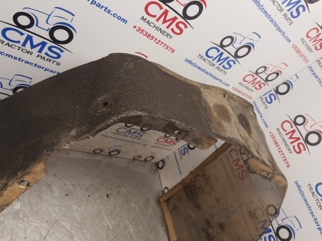 New Holland T4, T5, Td5 Series T5.95, Td5.95 Radiator Grille, Grill 47987142 - Mřížka pro Traktor: obrázek 2 New Holland T4, T5, Td5 Series T5.95, Td5.95 Radiator Grille, Grill 47987142 - Mřížka pro Traktor: obrázek 2