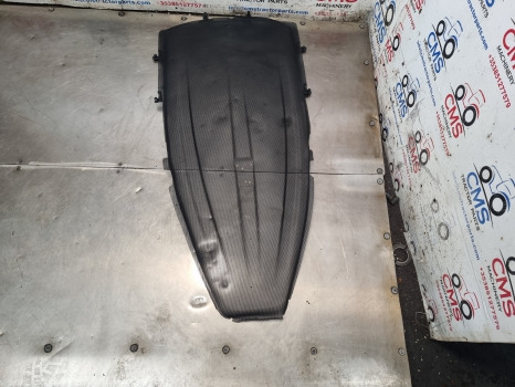 New Holland T5.120, T5.100, T5.110, Nose Cone Grille, Grill Panel 47574359 - Mřížka: obrázek 3 New Holland T5.120, T5.100, T5.110, Nose Cone Grille, Grill Panel 47574359 - Mřížka: obrázek 3