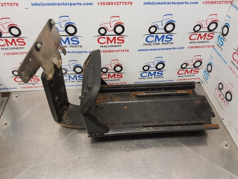 New Holland T5.95, T5, Case Battery Tray, Support 84535790, 84535783, 84536561 - Akumulátor pro Zemědělská technika: obrázek 2 New Holland T5.95, T5, Case Battery Tray, Support 84535790, 84535783, 84536561 - Akumulátor pro Zemědělská technika: obrázek 2