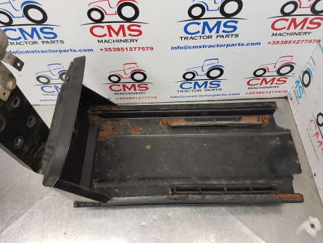 New Holland T5.95, T5, Case Battery Tray, Support 84535790, 84535783, 84536561 - Akumulátor pro Zemědělská technika: obrázek 3 New Holland T5.95, T5, Case Battery Tray, Support 84535790, 84535783, 84536561 - Akumulátor pro Zemědělská technika: obrázek 3