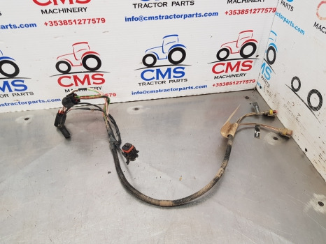 New Holland T6010, T6000, T7000, T7, Tail Light Wiring Loom 87313641 - Kabely/ Vodiče: obrázek 1 New Holland T6010, T6000, T7000, T7, Tail Light Wiring Loom 87313641 - Kabely/ Vodiče: obrázek 1