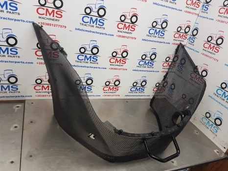 New Holland T7.200, T6030, T7.190, T7.195,t6050 Front Grille 87727716, 87727714 - Mřížka: obrázek 2 New Holland T7.200, T6030, T7.190, T7.195,t6050 Front Grille 87727716, 87727714 - Mřížka: obrázek 2