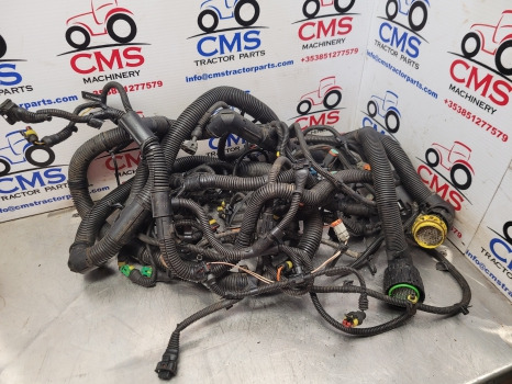 New Holland T7040 Autocommand Transmission Backend Wiring Loom Wiring Loom - Kabely/ Vodiče: obrázek 1 New Holland T7040 Autocommand Transmission Backend Wiring Loom Wiring Loom - Kabely/ Vodiče: obrázek 1