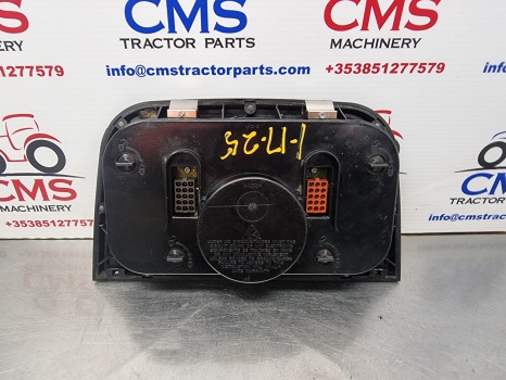 New Holland Tm, Tm135 Series Instrument Cluster, Clocks 82024007, 87749728 - Elektrický systém: obrázek 3 New Holland Tm, Tm135 Series Instrument Cluster, Clocks 82024007, 87749728 - Elektrický systém: obrázek 3