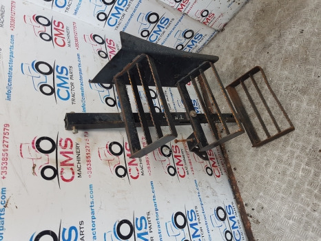 New Holland Tm175, 190, Case Mxm175, 190, Foot Step Assy Lhs 82025821, 82023432 - Stupátko pro Zemědělská technika: obrázek 4 New Holland Tm175, 190, Case Mxm175, 190, Foot Step Assy Lhs 82025821, 82023432 - Stupátko pro Zemědělská technika: obrázek 4