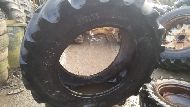 Old Stock Old Stock Rear Tyre Goodyear 20.8r38 5b03 - Pneumatiky pro Traktor: obrázek 1 Old Stock Old Stock Rear Tyre Goodyear 20.8r38 5b03 - Pneumatiky pro Traktor: obrázek 1
