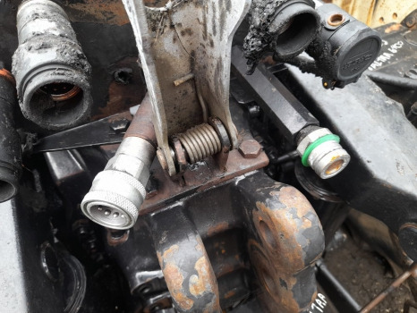 Valtra 6100, 6200, 6300, 6400 Trailer Brake Valve V32436120 - Brzdové díly: obrázek 2 Valtra 6100, 6200, 6300, 6400 Trailer Brake Valve V32436120 - Brzdové díly: obrázek 2