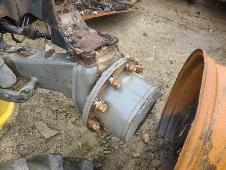 Valtra T174ea Front axle hub lhs complete - Přední náprava pro Zemědělská technika: obrázek 3 Valtra T174ea Front axle hub lhs complete - Přední náprava pro Zemědělská technika: obrázek 3