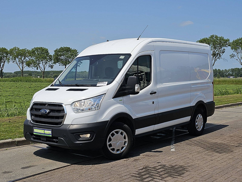 Ford Transit 2.0 L2H2 Navi Euro6 AC! - Furgon: obrázek 2 Ford Transit 2.0 L2H2 Navi Euro6 AC! - Furgon: obrázek 2