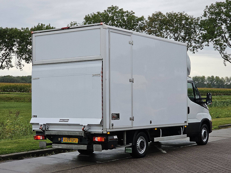 Iveco Daily 35S18 ac automaat EURO6 - Dodávka skřín: obrázek 3 Iveco Daily 35S18 ac automaat EURO6 - Dodávka skřín: obrázek 3