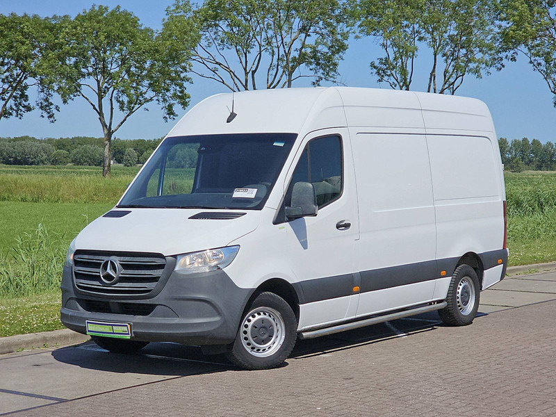Mercedes-Benz Sprinter 311 L2H2 Wp-Inrichting! - Furgon: obrázek 2 Mercedes-Benz Sprinter 311 L2H2 Wp-Inrichting! - Furgon: obrázek 2
