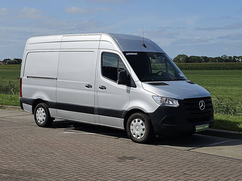 Mercedes-Benz Sprinter 315 L2H2 Mbux Automaat! - Malá dodávka: obrázek 4 Mercedes-Benz Sprinter 315 L2H2 Mbux Automaat! - Malá dodávka: obrázek 4