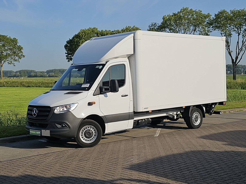Mercedes-Benz Sprinter 317 Bakwagen Laadklep! - Dodávka skřín: obrázek 2 Mercedes-Benz Sprinter 317 Bakwagen Laadklep! - Dodávka skřín: obrázek 2