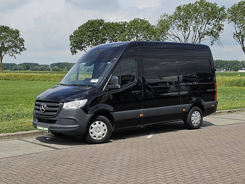 Mercedes-Benz Sprinter 317 L2H2 3.5t-Trekhaak - Furgon: obrázek 2 Mercedes-Benz Sprinter 317 L2H2 3.5t-Trekhaak - Furgon: obrázek 2