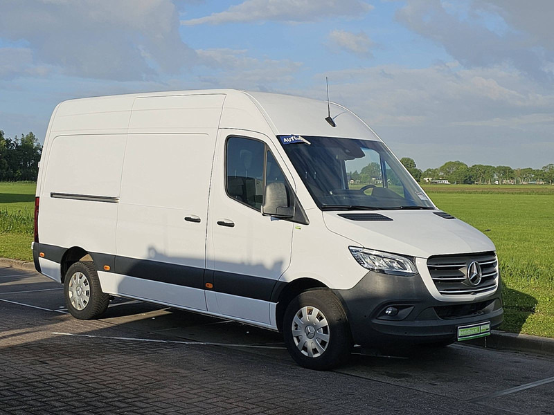 Mercedes-Benz Sprinter 317 L2H2 LED Automaat ! - Furgon: obrázek 4 Mercedes-Benz Sprinter 317 L2H2 LED Automaat ! - Furgon: obrázek 4