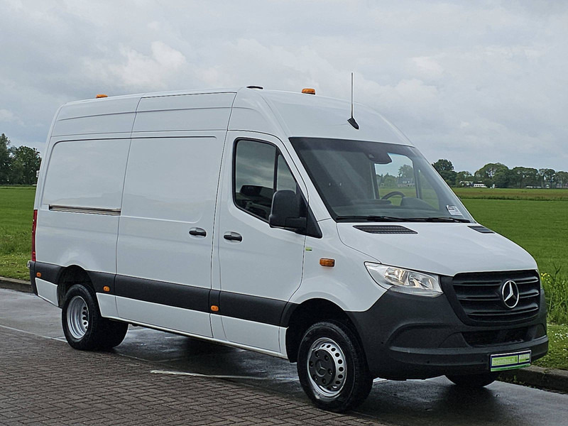 Mercedes-Benz Sprinter 516 L2H2 Navi Euro6 - Furgon: obrázek 4 Mercedes-Benz Sprinter 516 L2H2 Navi Euro6 - Furgon: obrázek 4
