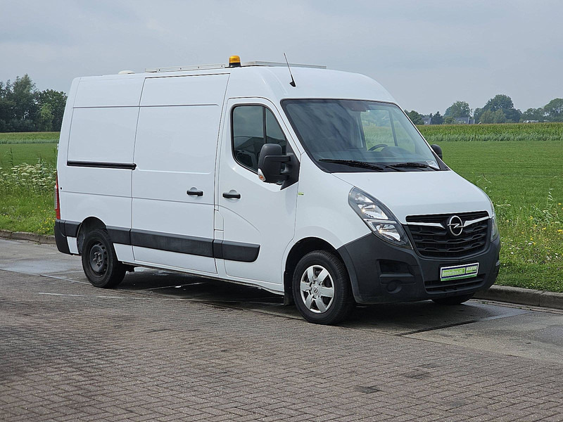 Opel Movano 2.3 CDTI 135 L2H2 - Furgon: obrázek 4 Opel Movano 2.3 CDTI 135 L2H2 - Furgon: obrázek 4