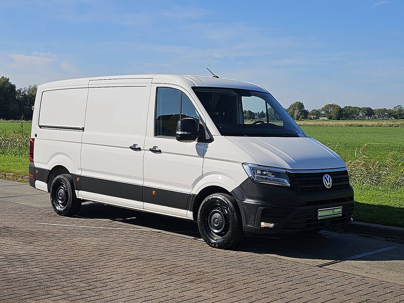 Volkswagen Crafter 35 2.0 L3H2 LED Navi - Furgon: obrázek 4 Volkswagen Crafter 35 2.0 L3H2 LED Navi - Furgon: obrázek 4