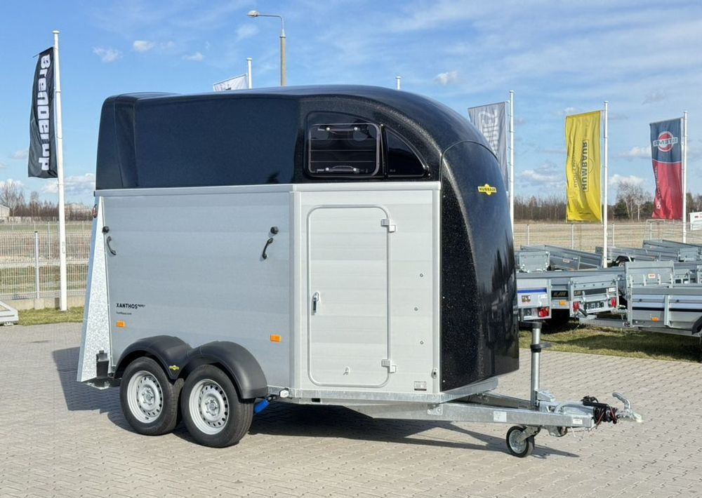 HUMBAUR Humbaur Xanthos Aero 2400 - Přepravník na koně: obrázek 2 HUMBAUR Humbaur Xanthos Aero 2400 - Přepravník na koně: obrázek 2