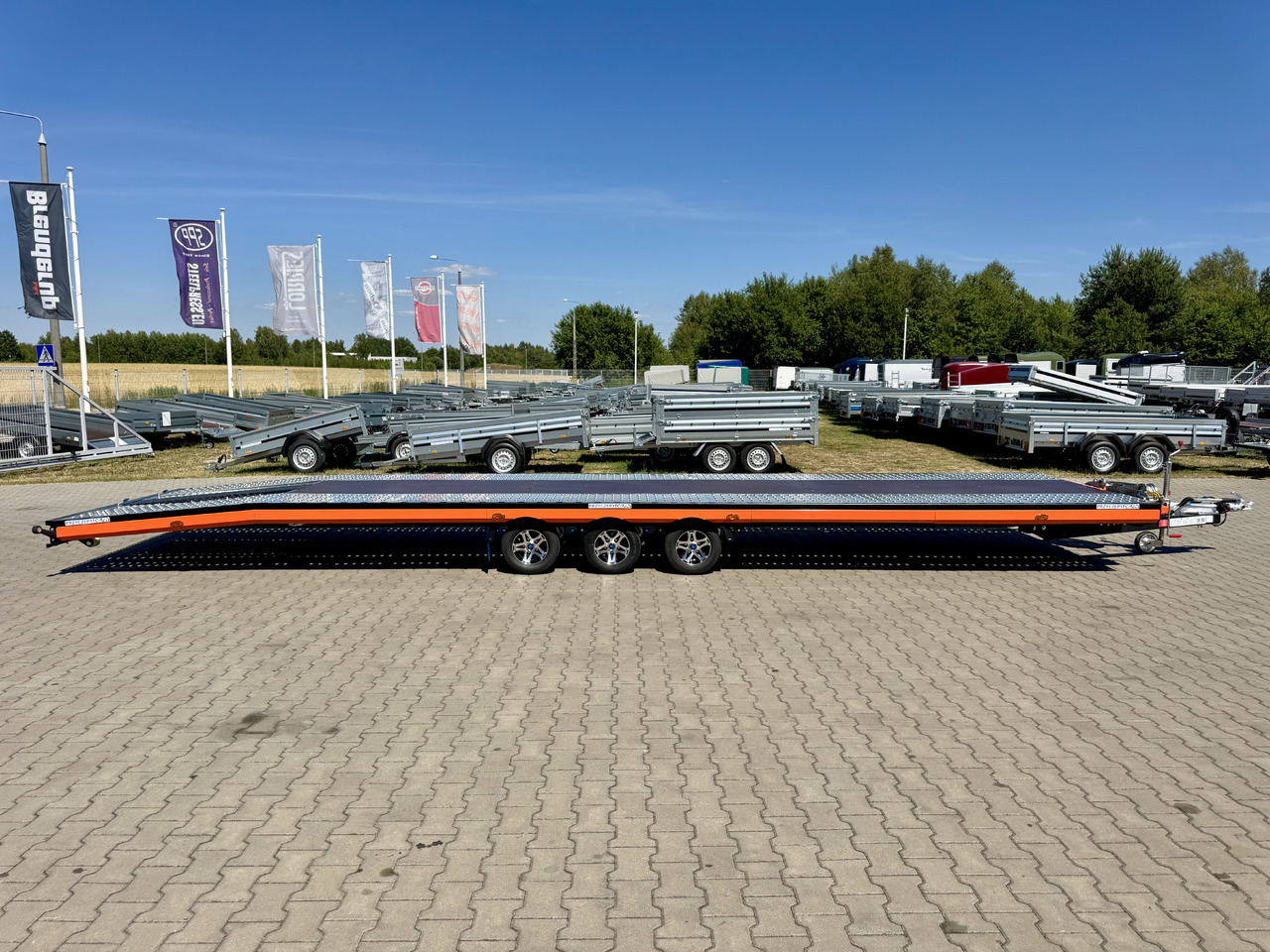 NIEWIADÓW Indiana Premium Color 850 x 210 cm | 3500 kg - Přívěs na přepravu automobilů: obrázek 3 NIEWIADÓW Indiana Premium Color 850 x 210 cm | 3500 kg - Přívěs na přepravu automobilů: obrázek 3