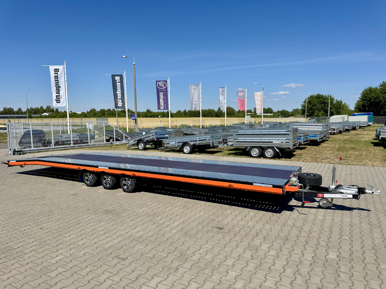 NIEWIADÓW Indiana Premium Color 850 x 210 cm | 3500 kg - Přívěs na přepravu automobilů: obrázek 1 NIEWIADÓW Indiana Premium Color 850 x 210 cm | 3500 kg - Přívěs na přepravu automobilů: obrázek 1