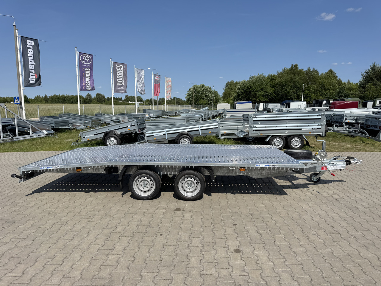 NIEWIADÓW Jupiter 4.5 - 450 x 210 cm / 2700 kg - Přívěs na přepravu automobilů: obrázek 2 NIEWIADÓW Jupiter 4.5 - 450 x 210 cm / 2700 kg - Přívěs na přepravu automobilů: obrázek 2