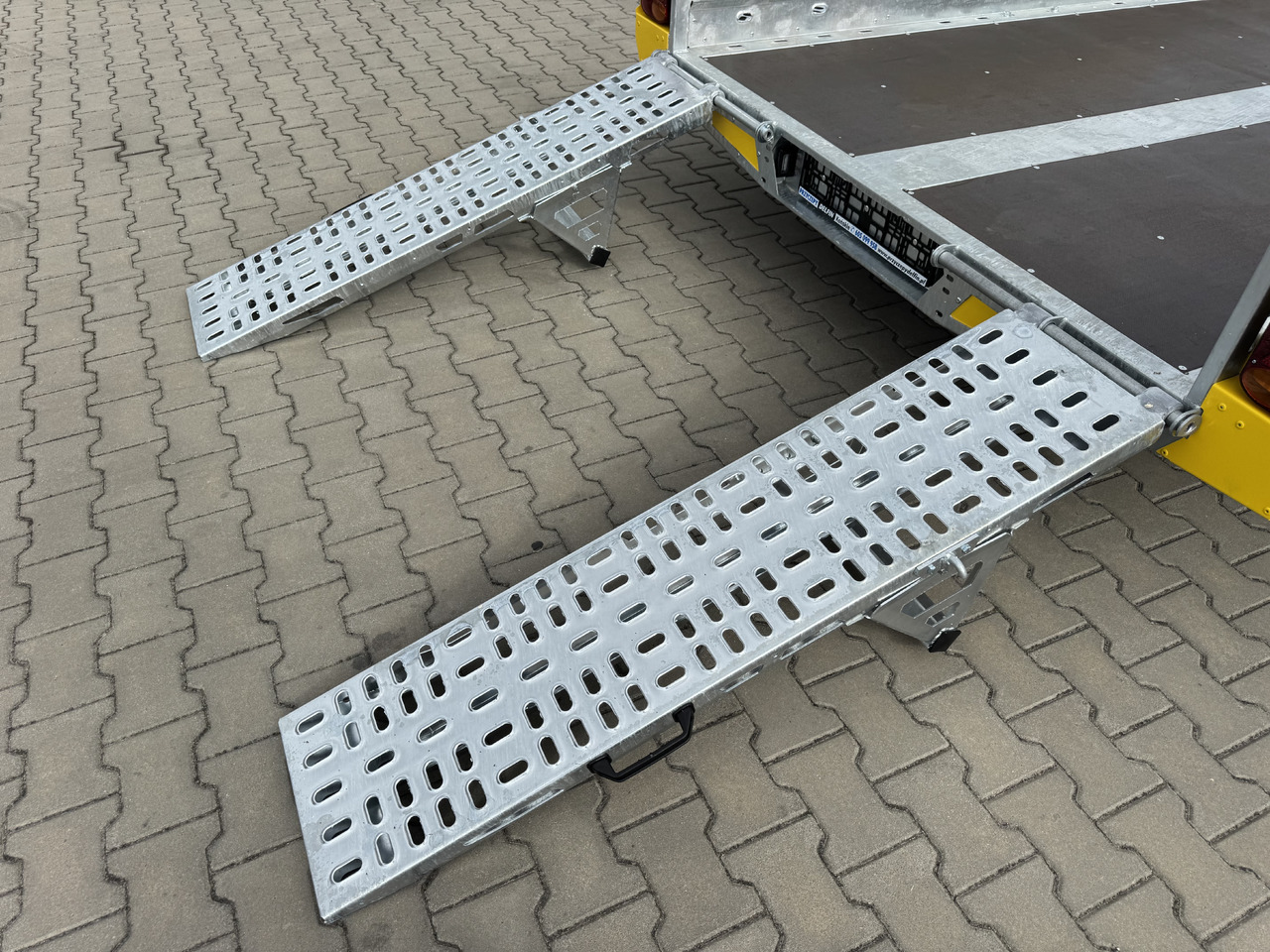 Nový Přepravník stavebních strojů TA-NO BOB 35.36 | 3500kg | 360x179 cm: obrázek 21 Nový Přepravník stavebních strojů TA-NO BOB 35.36 | 3500kg | 360x179 cm: obrázek 21