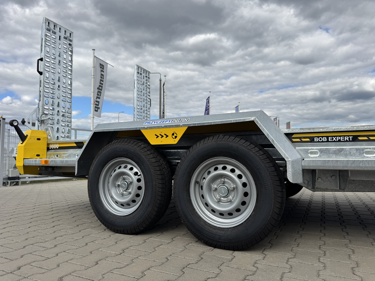 Nový Přepravník stavebních strojů TA-NO BOB 35.36 | 3500kg | 360x179 cm: obrázek 16 Nový Přepravník stavebních strojů TA-NO BOB 35.36 | 3500kg | 360x179 cm: obrázek 16